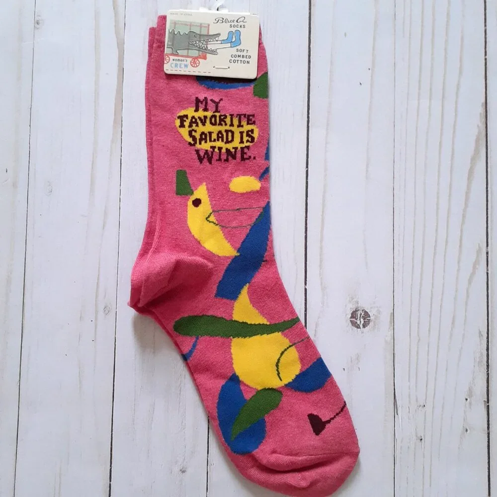 NWT Blue Q Set of Two Women's Socks Size 5-10 and Oven Mitt Pink Blue Green